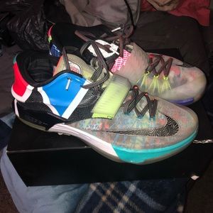 What The KD men’s size 14